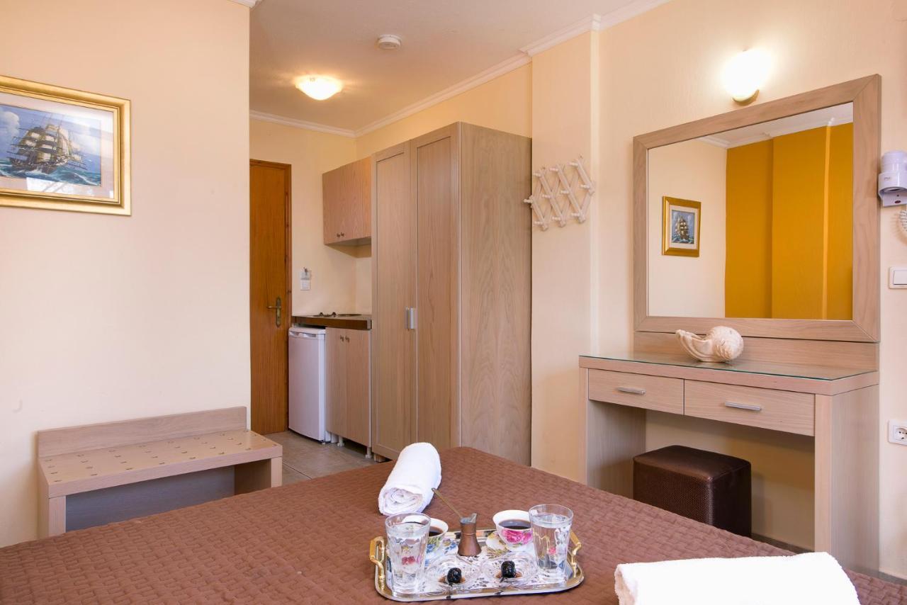 Hotel Thetis 리메나스 외부 사진